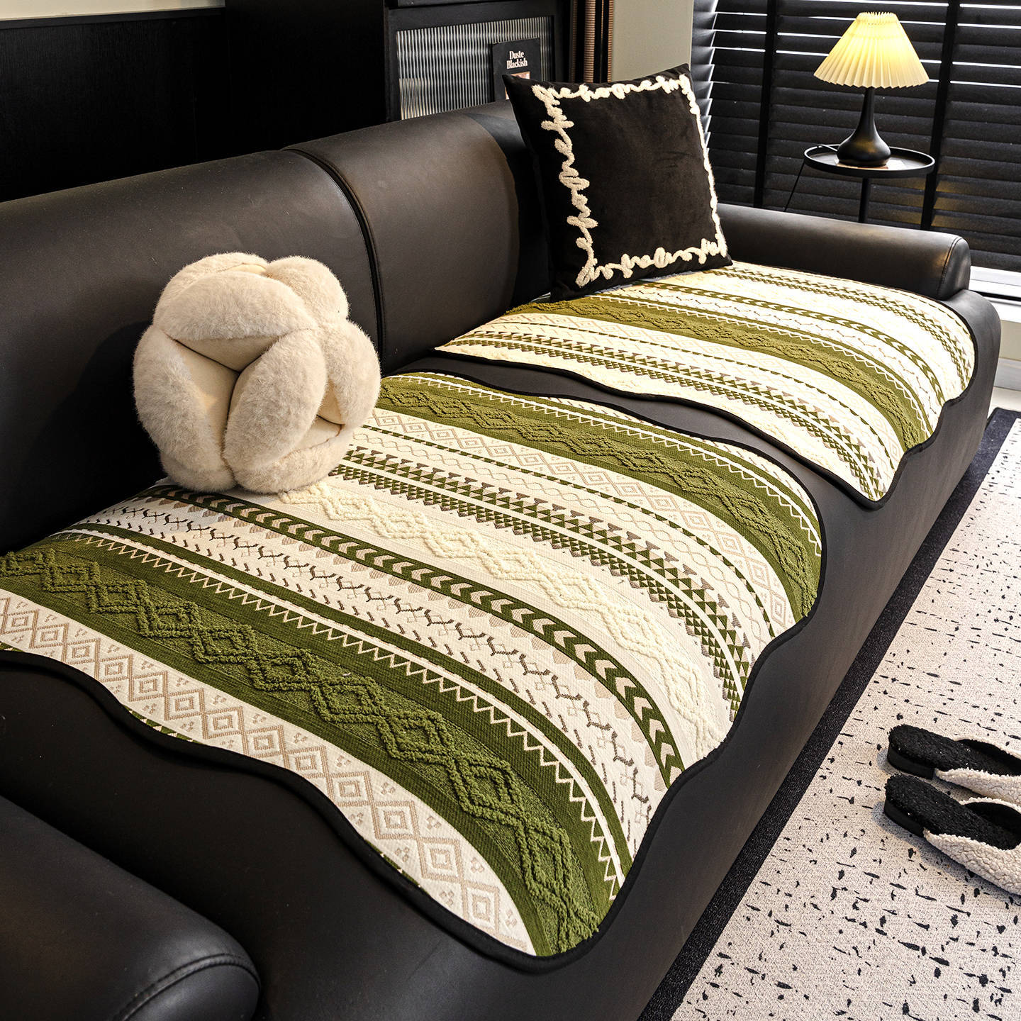 2025 new single person sofa cushion high-grade single-chip split cushion special cushion for leather sofa for all seasons.